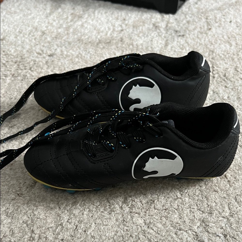 Procat by Puma Kids Black soccer cleats